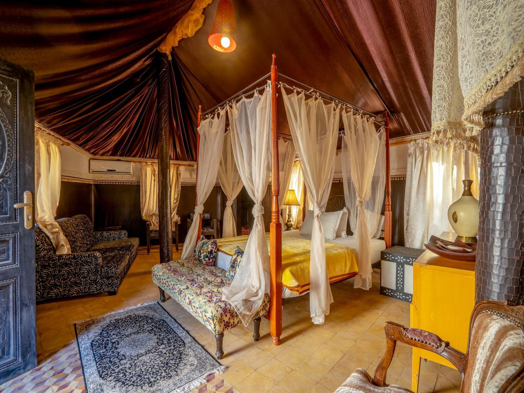 Riad Cle De Sol El Jem'a Ghemat Exterior photo